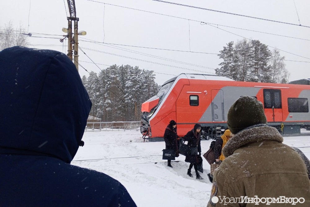  электропоезд финист сломался нижним тагилом 