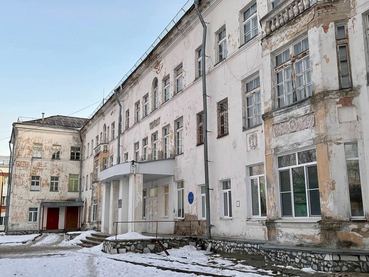  свердловскому губернатору прямой линией путиным указали разруху медицине 