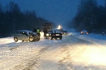  прикамье трассе автобус протаранил легковушки 