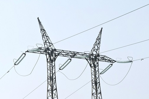  уральских лэп установят 8800 стеклянных изоляторов 
