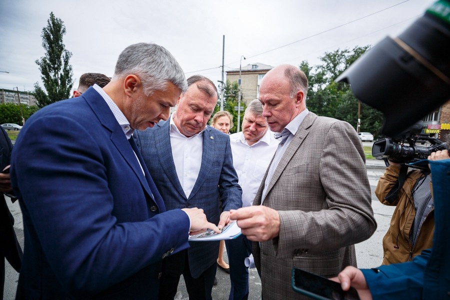  власти екатеринбурга получили деньги снос домов рынка татищева 