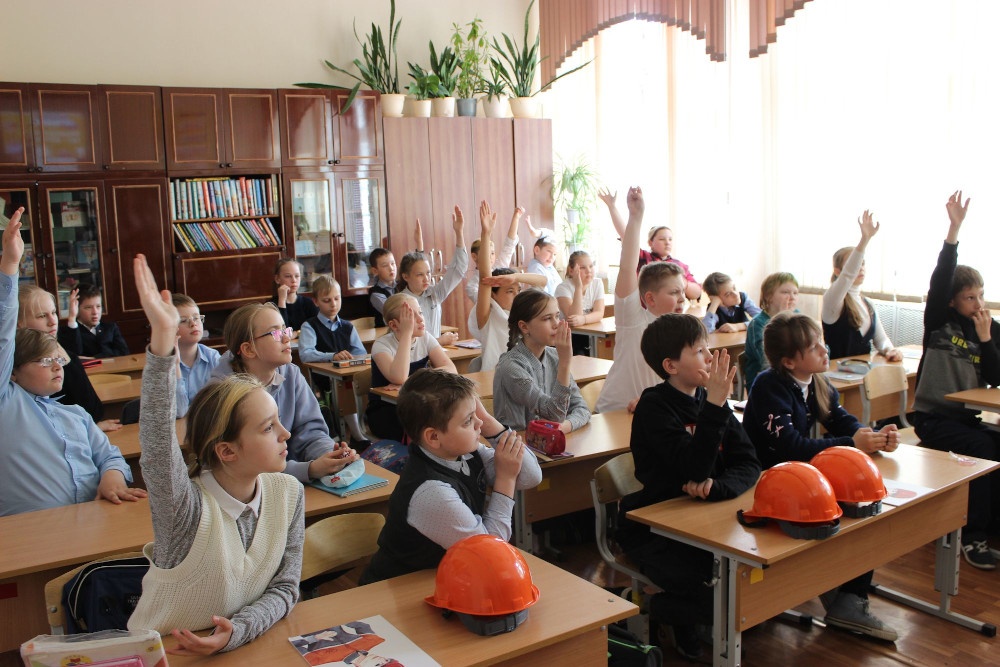  школьники екатеринбурга вызубрили правила газовой безопасности 