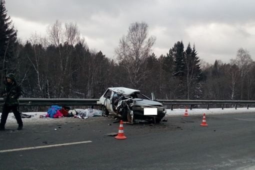  пермском тракте ваз летней резине залетел фуру 