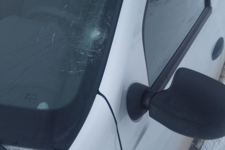  белоярском колеса renault угодил подросток 