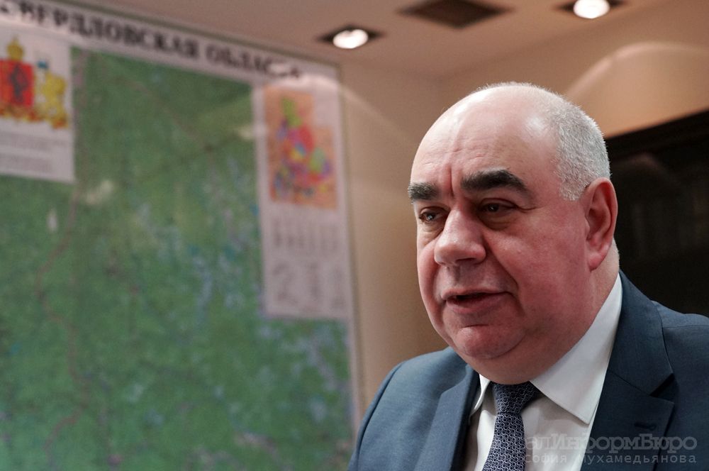  свердловский губернатор принял отставку министра здравоохранения 