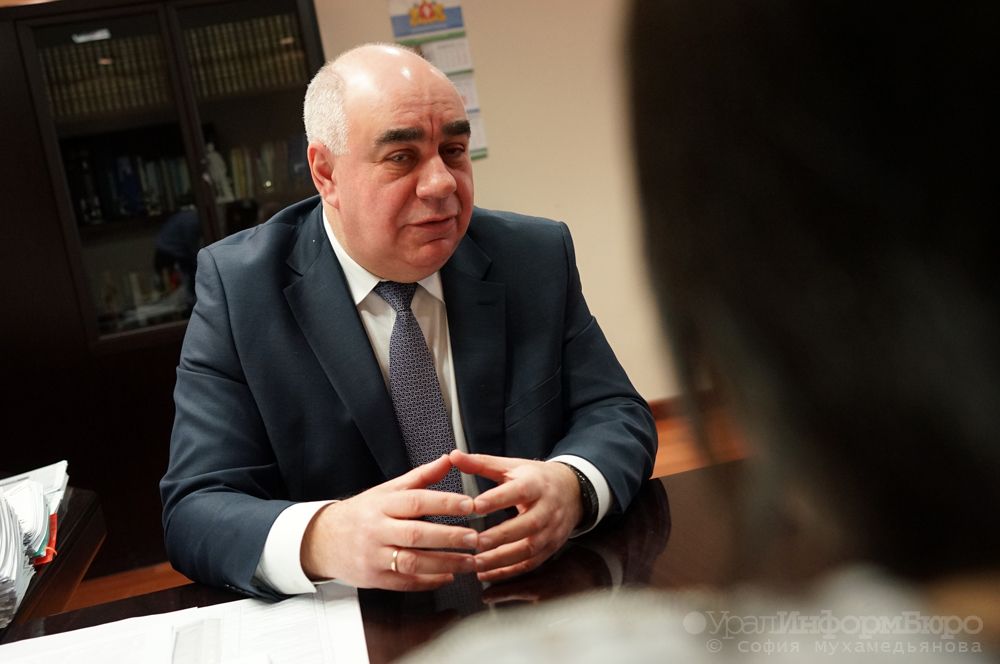  югорская кузница министров здравоохранения ищет главврача 