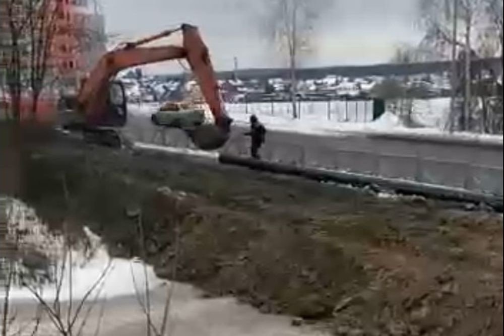 Десятки свердловских автомобилистов попали в коммунальную западню
