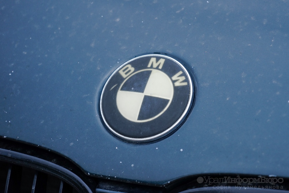  москве мотоциклист разбил mercedes-benz миллионов рублей 