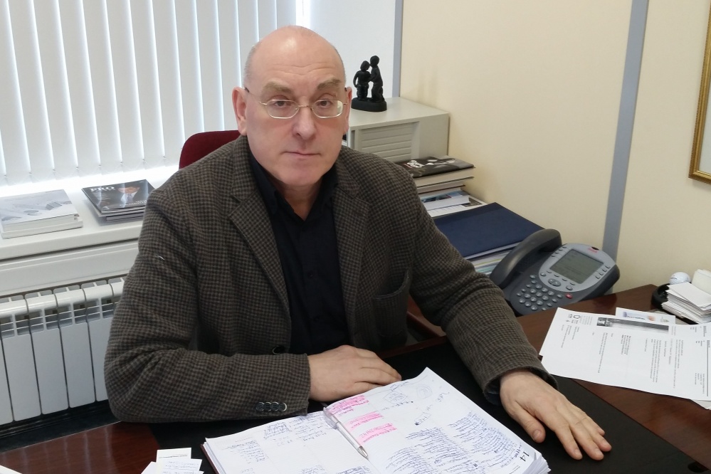  андрей бриль америка виновата 
