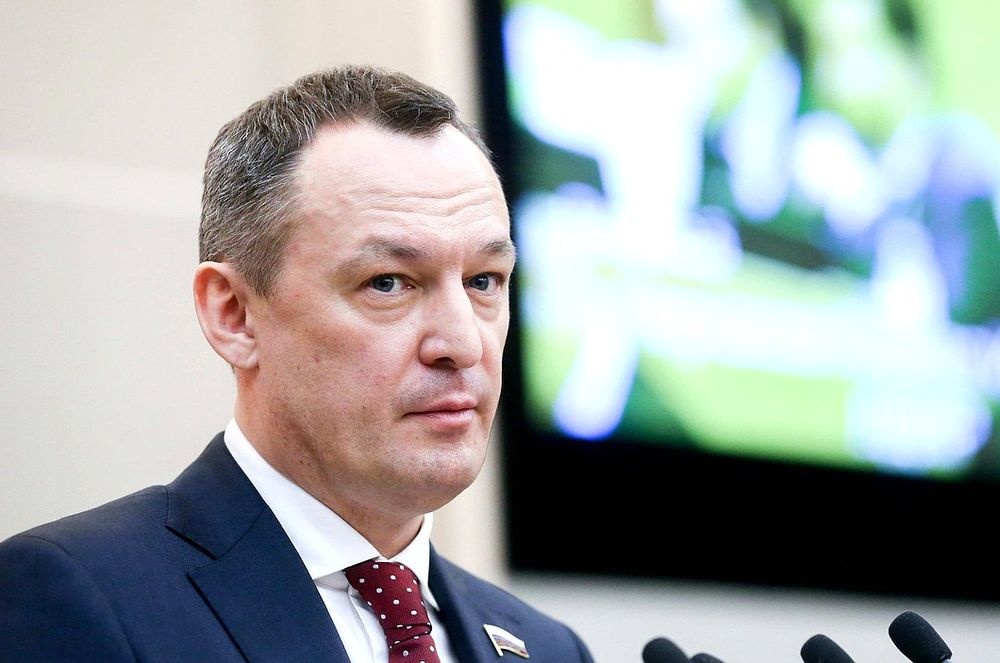  экс-депутата госдумы отправляют колонию драку полицейским 