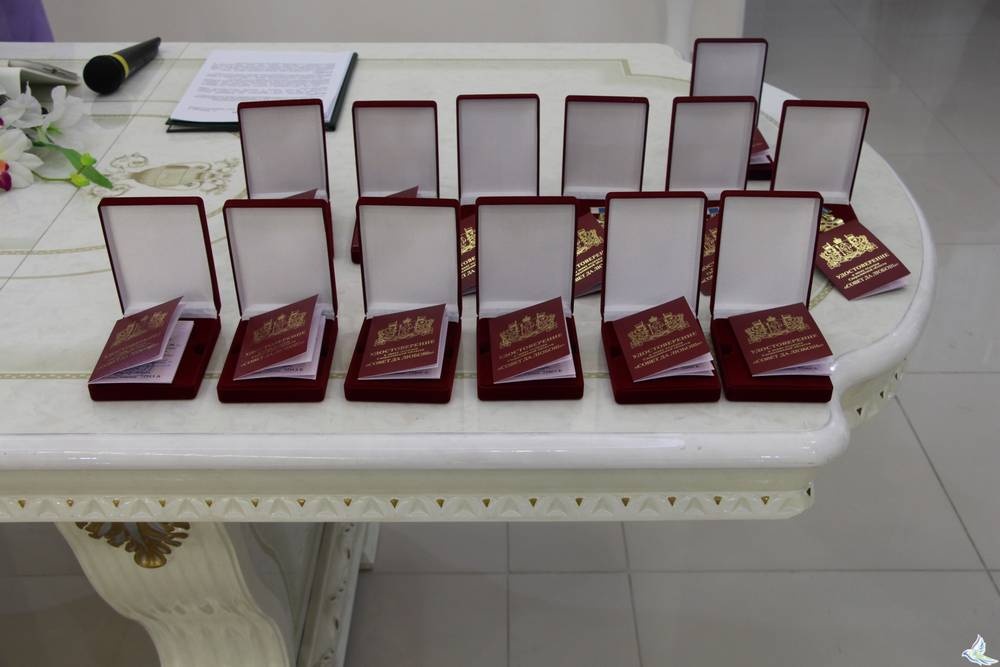  кировском районе екатеринбурга вручили знаки отличия совет любовь 