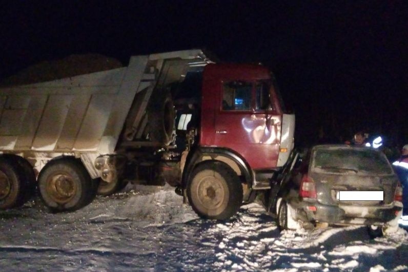  прикамье камаз смял калину погибших 