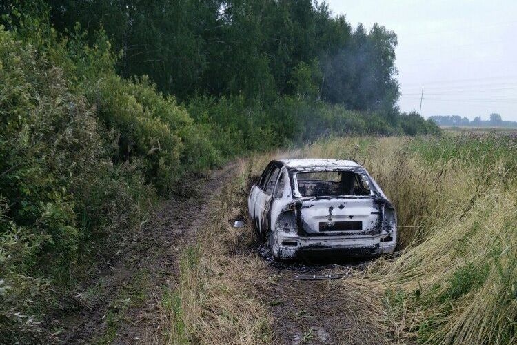  тюменью едва зарезали таксиста 