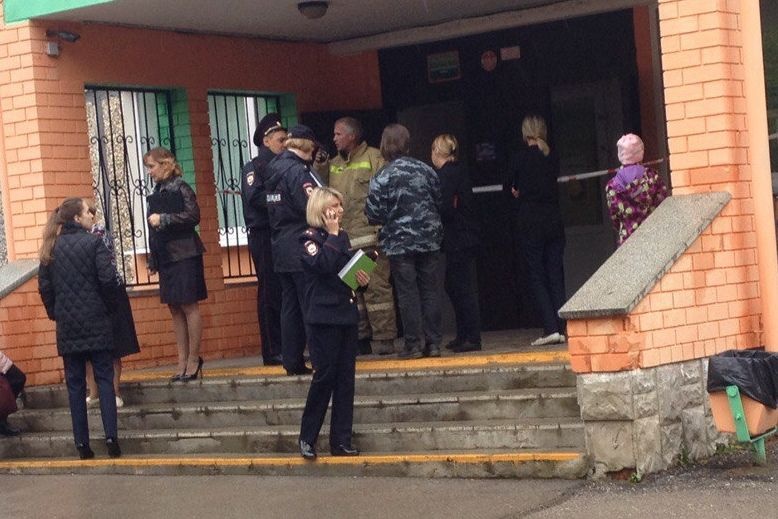  школьников перми отправили звонков заложенных бомбах 