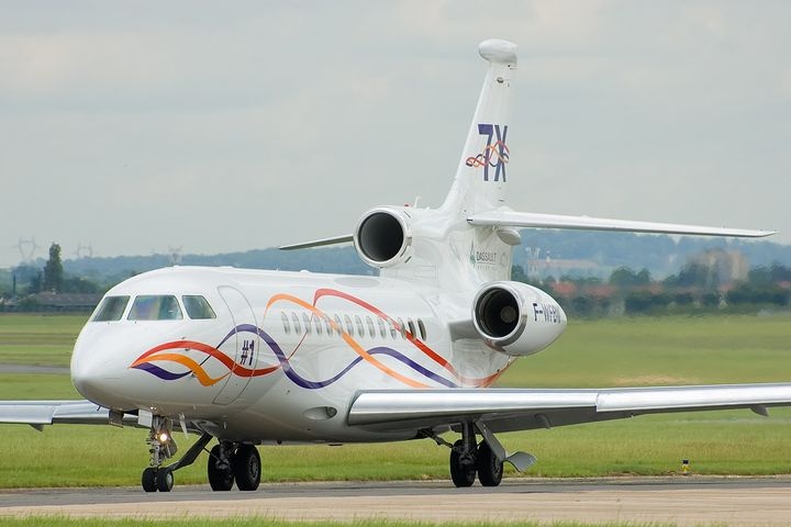       sukhoi superjet 100 