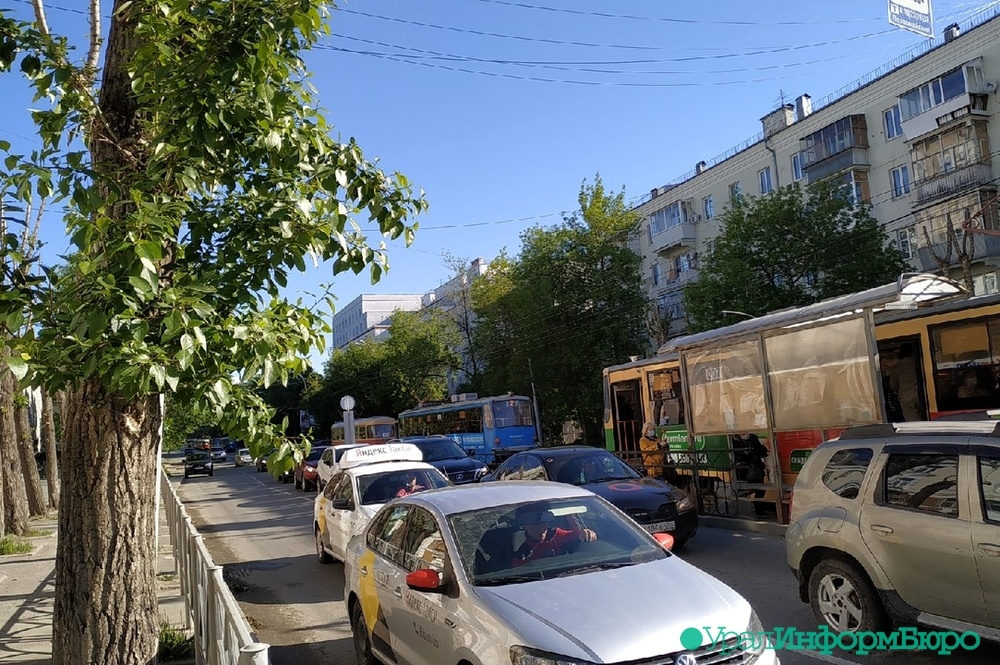  ленина дтп трамваи движение 
