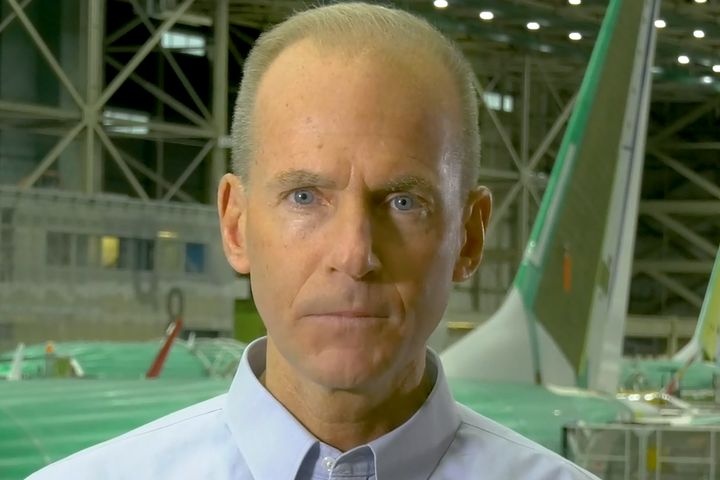  глава boeing назвал причину авиакатастроф самолетов 737 max 