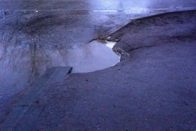  березниках ребенок едва утонул дорожной яме 