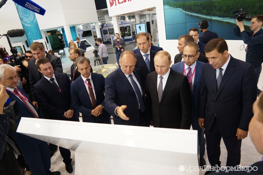  полезная вещь путин осмотрел стенды иннопрома 