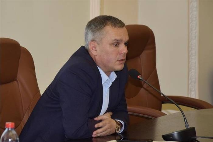  троицке выбрали временного главу постоянный сизо 