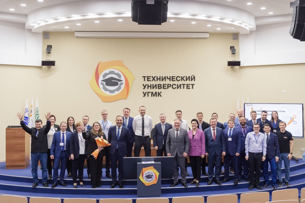  победу кейс-чемпионате угмк одержала команда медцентра 