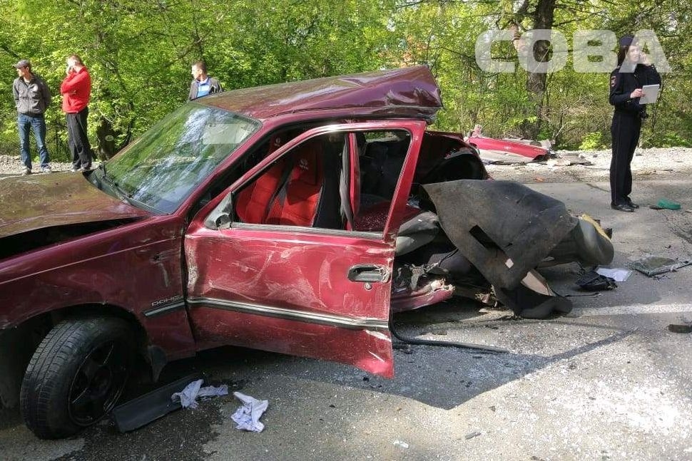  екатеринбурге автобус вылетел кювет дтп пострадавших видео 