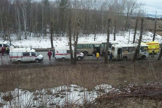  перми столкнулись автобуса иномарка 