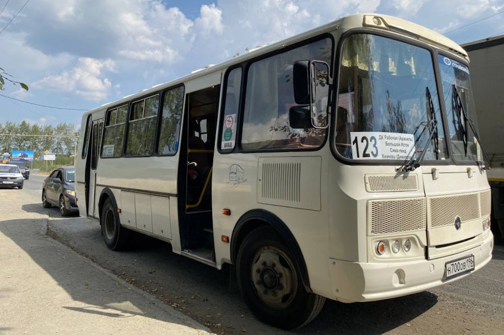  екатеринбурга арамиль большой исток автобус 