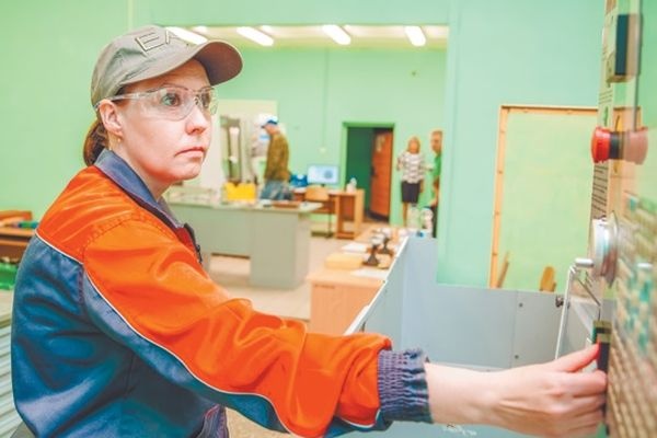  будущие станочники всмпо показали умение 