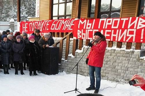  елани 300 семей военных лишают жилья 