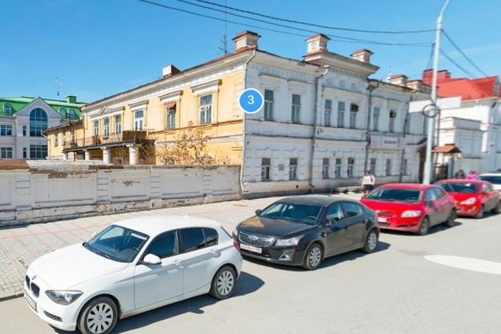  мугисо потребовали восстановить дом фабриканта 
