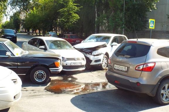  кургане жена экс-губернатора богомолова спровоцировала тройное дтп 