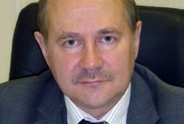  приставы арестовали счета замминистра свердловского апк 
