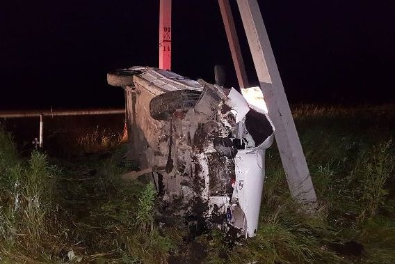  артемовском районе ваз вылетел дороги опору лэп 