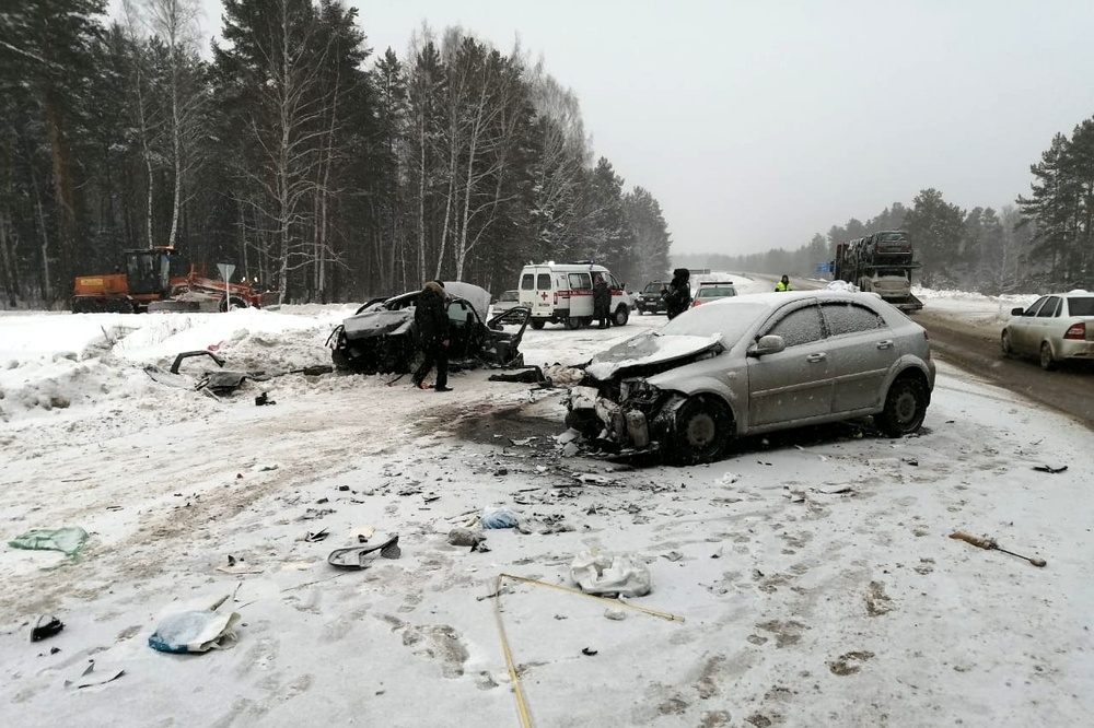  chevrolet дтп погибли renault 