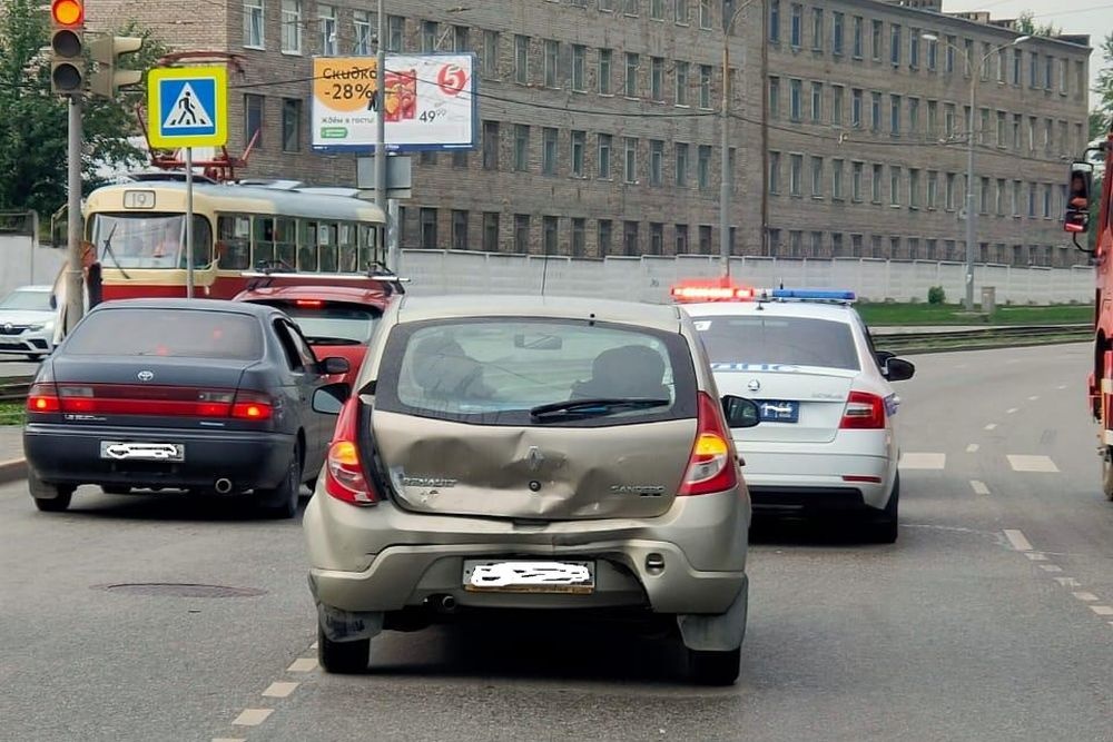  juke sandero nissan renault 