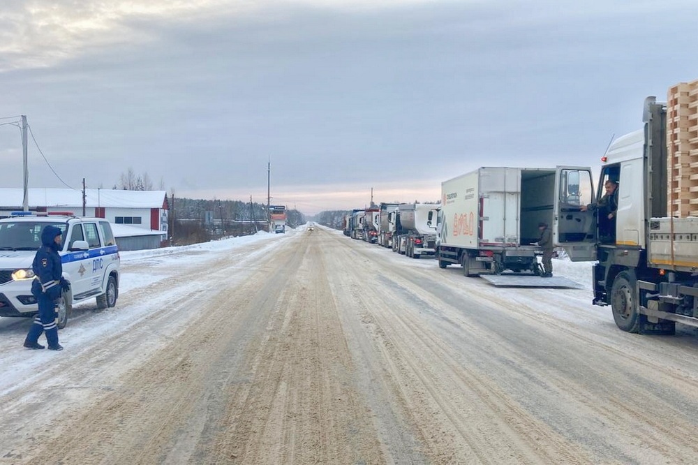  непогоды гибдд ограничила движение автобусов свердловской области 