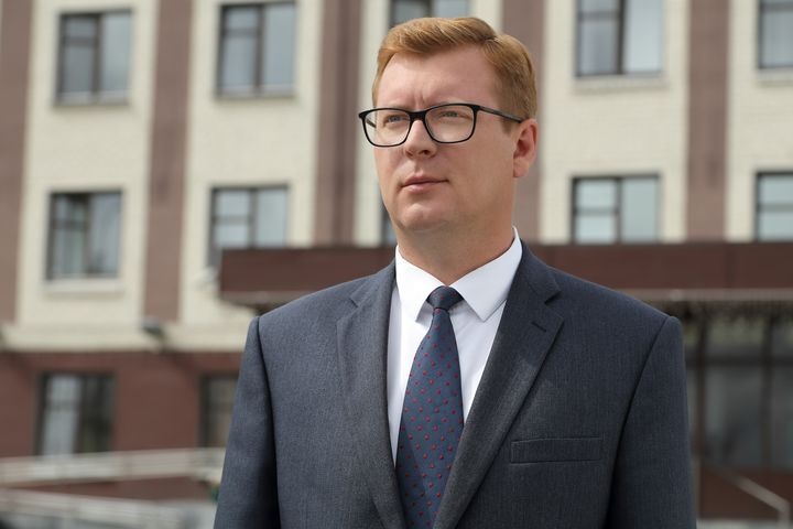  первоуральский мэр кабец забрал квартиру заместителя 