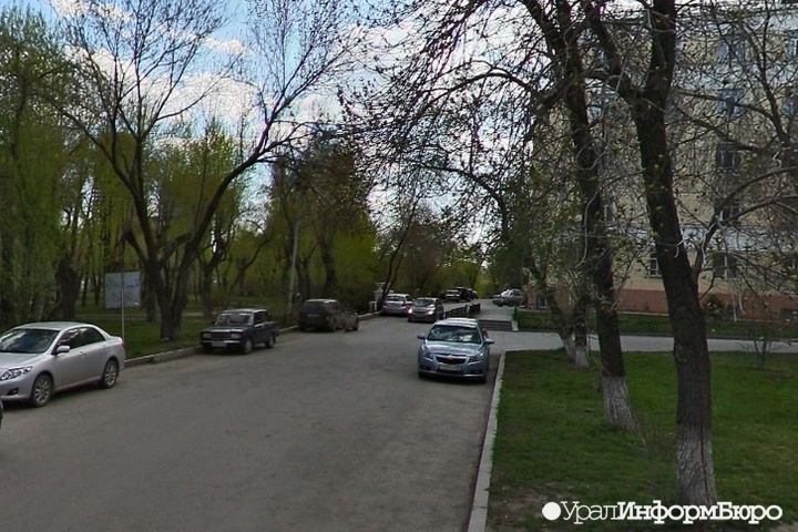  екатеринбургский сквер подарили ржд 