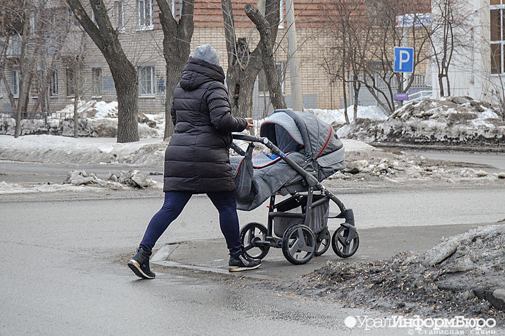  медведев пообещал повысить детские пособия 