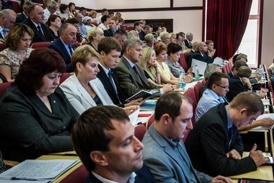  нефтеюганск съехались 100 политических деятелей 