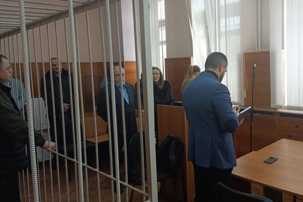  шестерых екатеринбуржцев осудили мошенничество кредитами миллионы рублей 