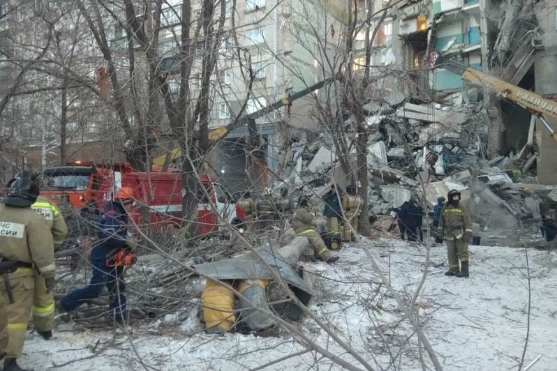 человека погибло взрыве магнитогорской девятиэтажке 