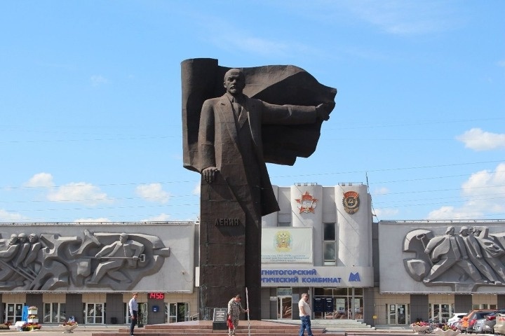 ммк отреставрирует крупнейший южном урале памятник ленину 