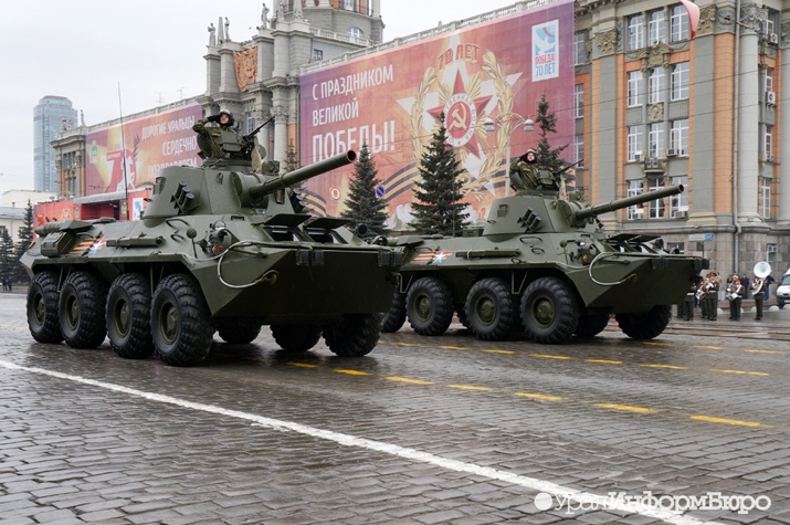  параде военная техника пройдет екатеринбургу башмаках 