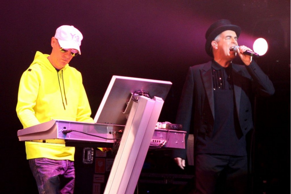  трансвеститы ограбили дуэт pet shop boys 