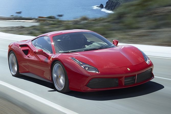  россияне бросились скупать ferrari 