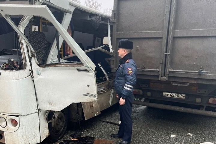  минздраве рассказали пострадавших массовой аварии екад 