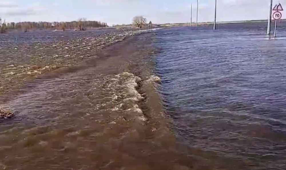  большой водой отрезаны населенных пункта тюменской области 