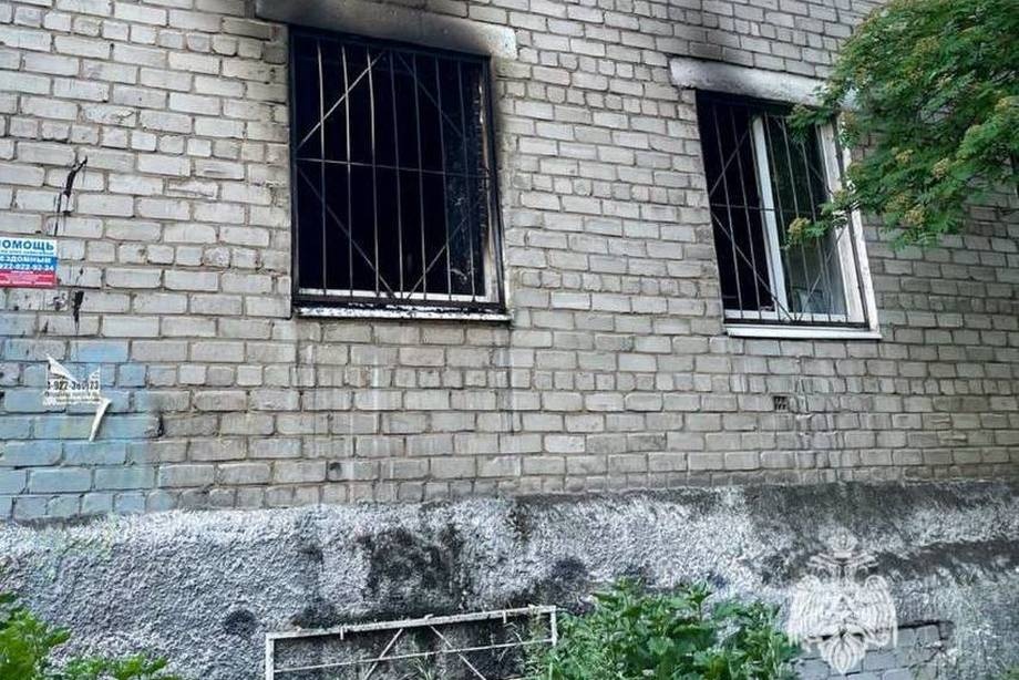  жильцам перми спасаться пьяной соседки поджегшей квартиру 